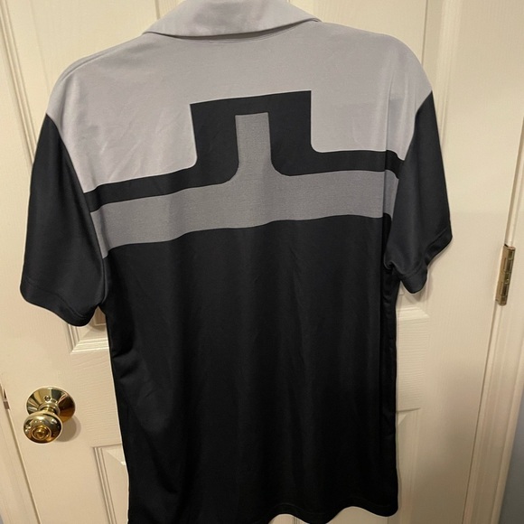 I Lindeberg Kade TX Jacquard Black and Gray Polo Shirt - Picture 4 of 9